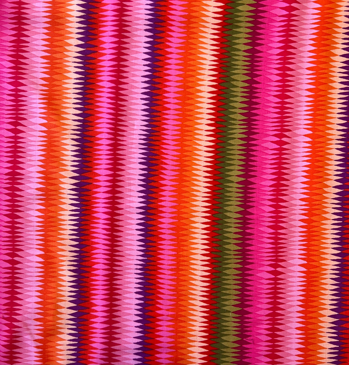 Diamond Stripe - PWGP170.PINK