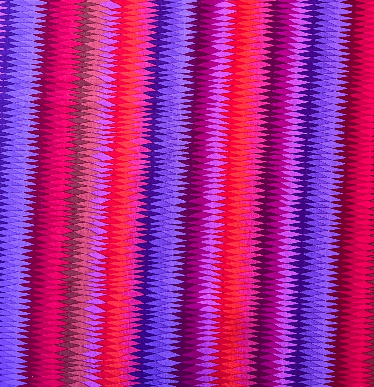 Diamond Stripe - PWGP170.RED