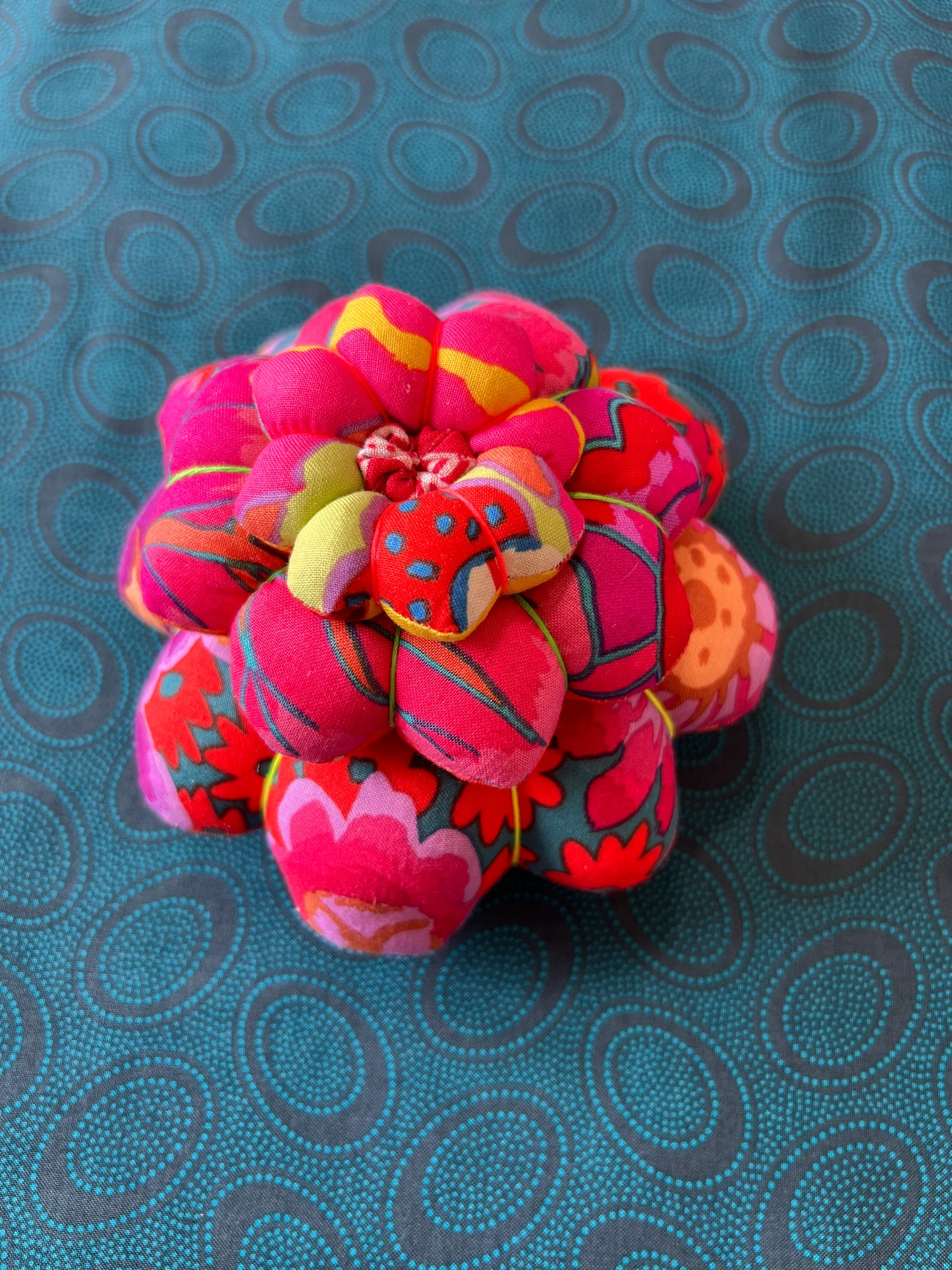 KAFFE FASEETT COLLECTIVE - PIN CUSHIONS || KF001.KAFFE1