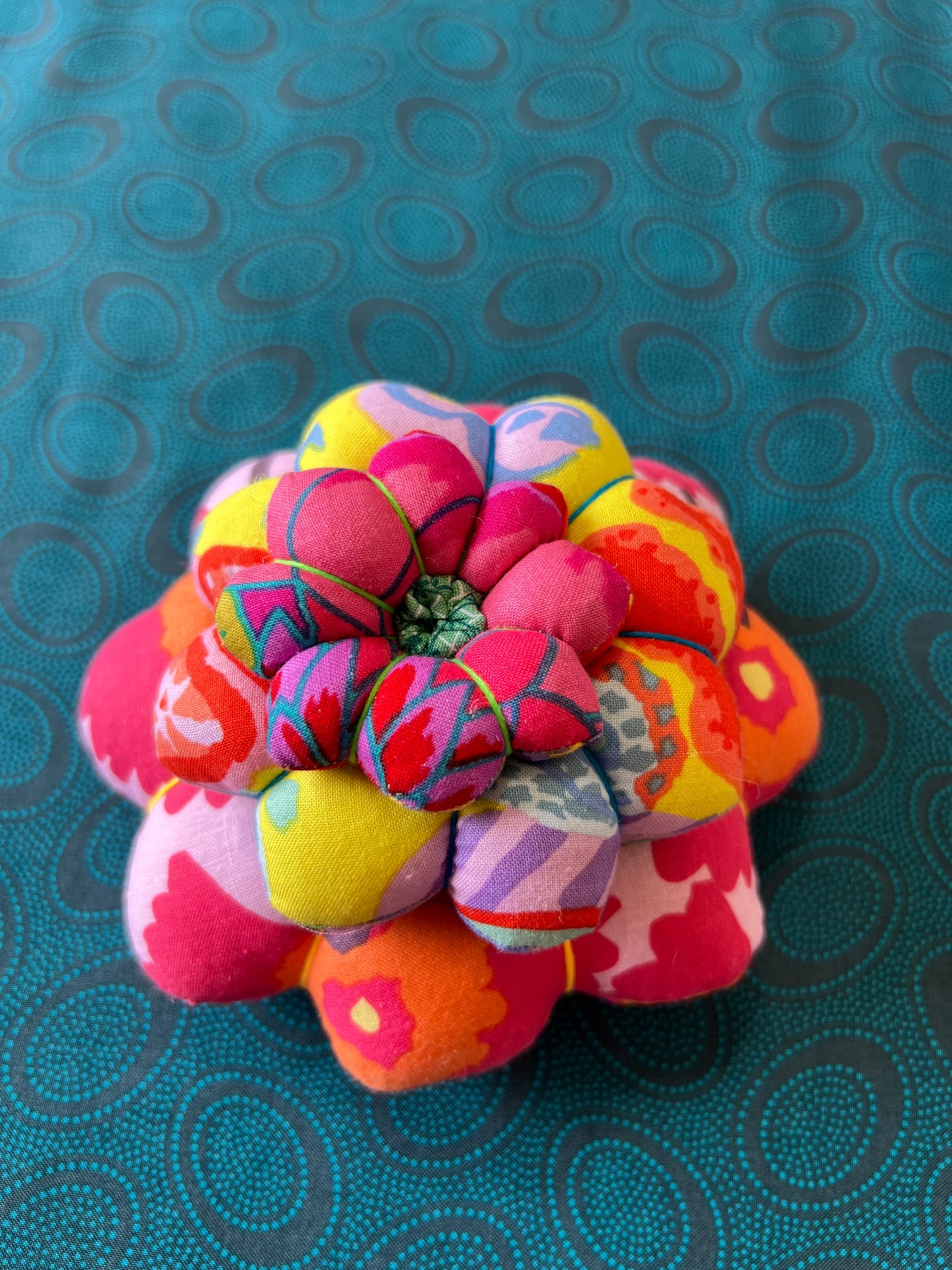 KAFFE FASEETT COLLECTIVE - PIN CUSHIONS || KF001.KAFFE1